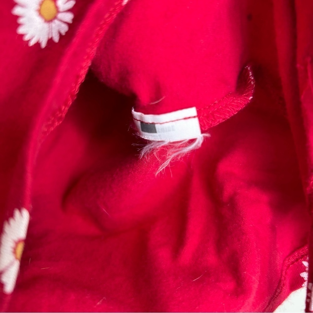 Hollister‎ daisy red baby tee size XS - Picture 4 of 5